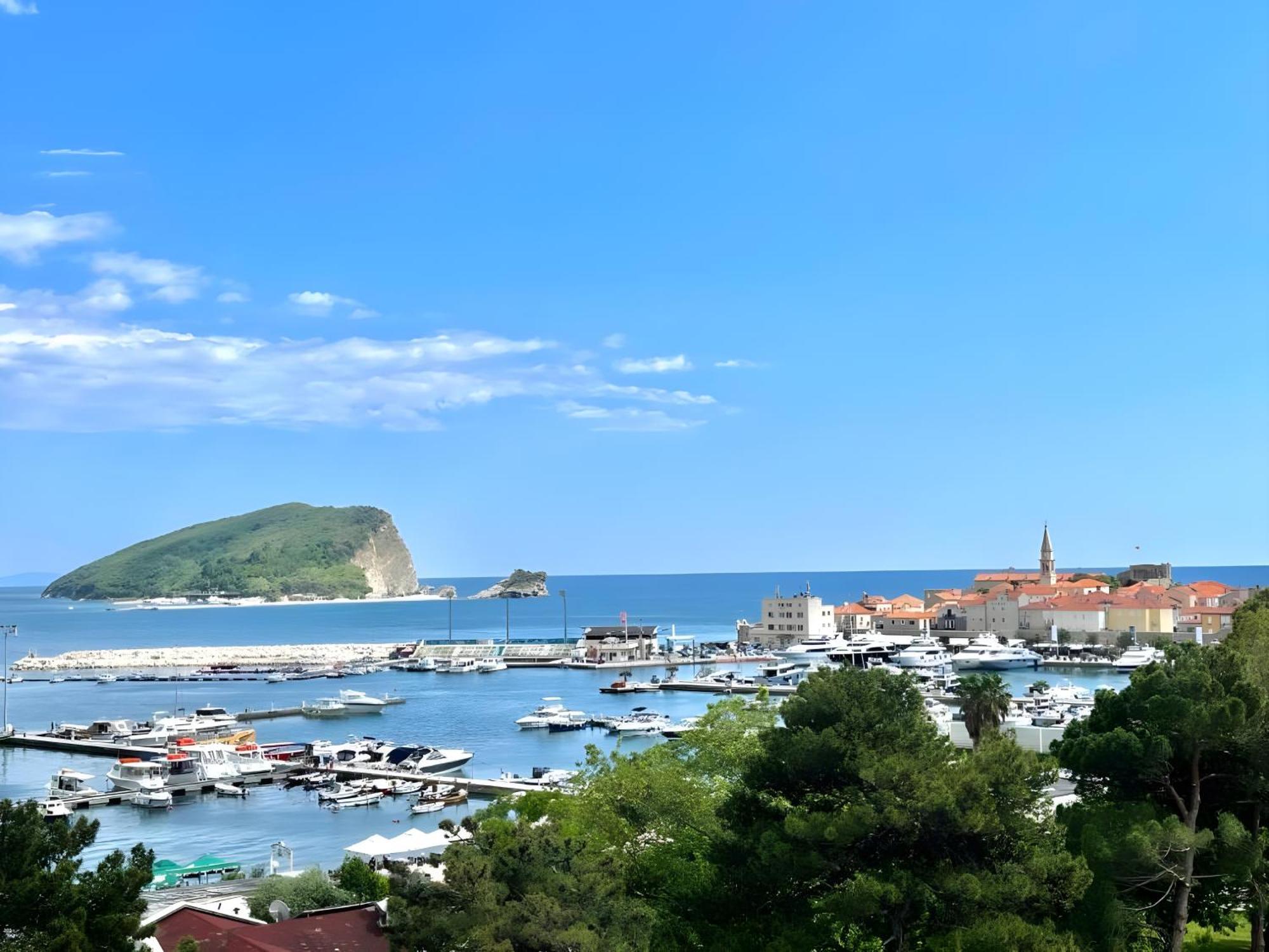 Blue Marlin Apartments Budva Exterior foto